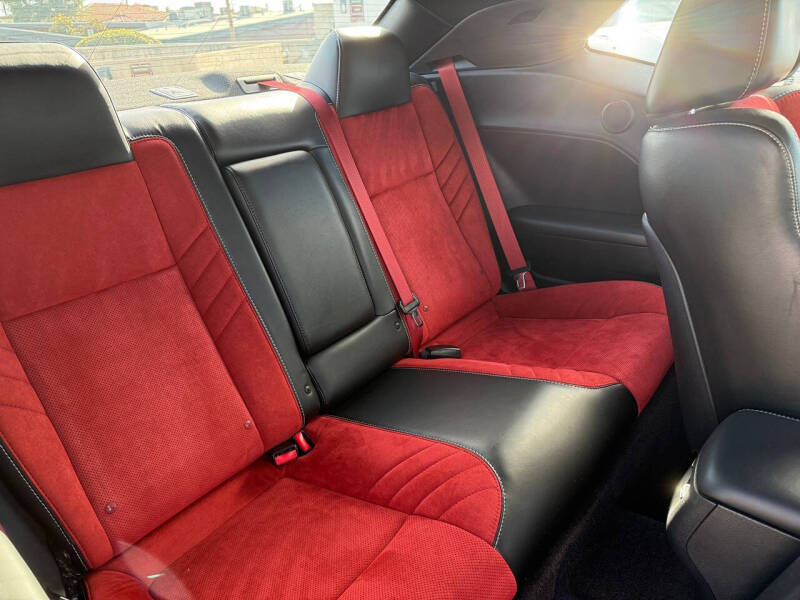 2016 Dodge Challenger SRT Hellcat