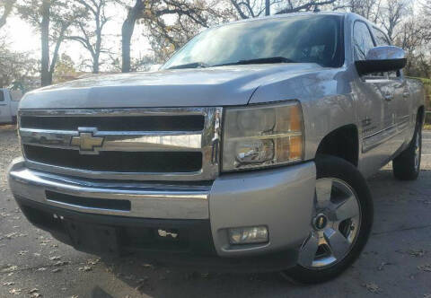 2010 Chevrolet Silverado 1500 for sale at DFW Auto Leader in Lake Worth TX