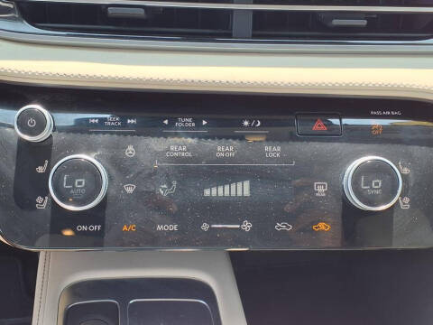 2022 Infiniti QX60 Luxe