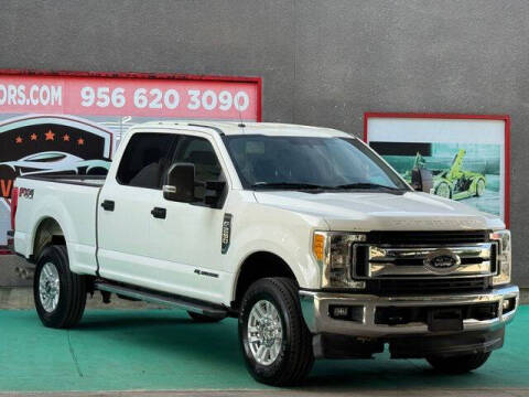 2017 Ford F-250 Super Duty XLT Photo