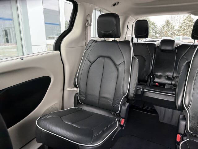 2022 Chrysler Pacifica Limited