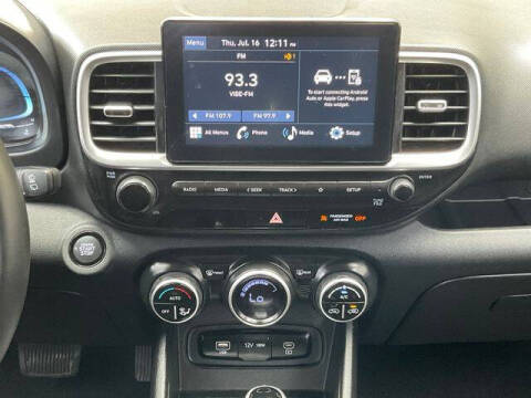 2024 Hyundai Venue SEL