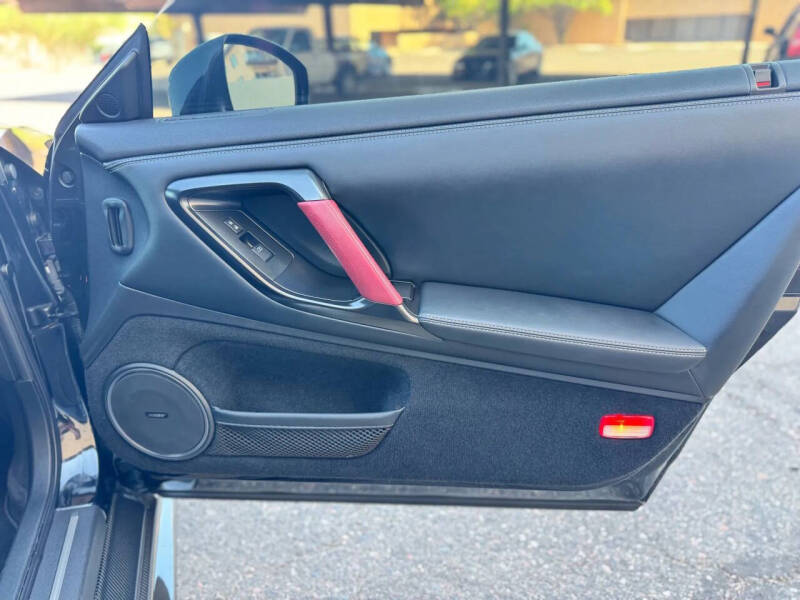 2014 Nissan GT-R Black Edition