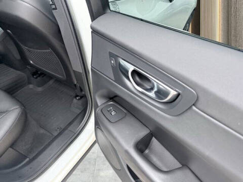 2023 Volvo XC60 B5 Core