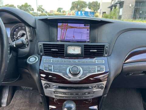 2013 Infiniti M37