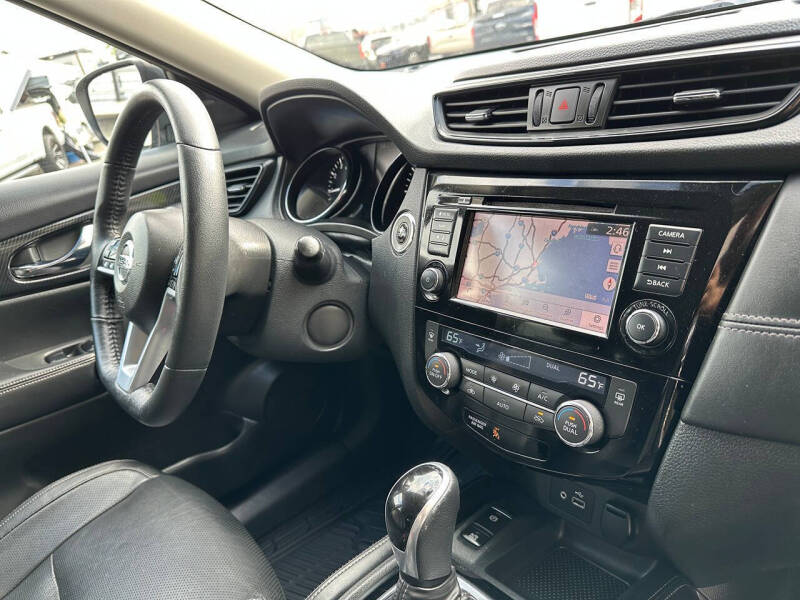 2020 Nissan Rogue SL