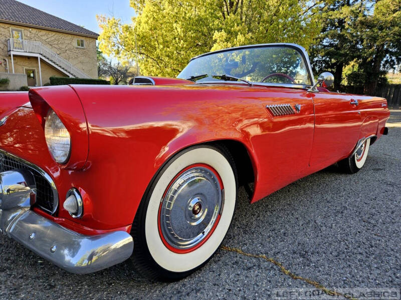 1955 Ford Thunderbird