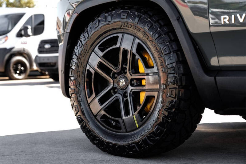 2022 Rivian R1T Launch Edition