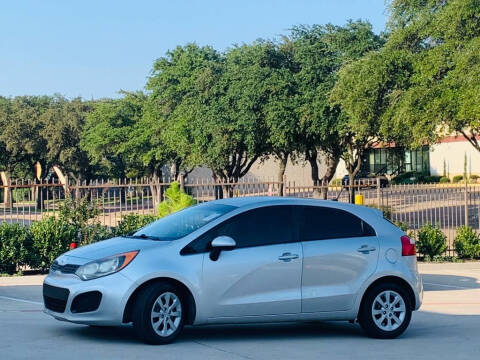 2013 Kia Rio 5-Door LX