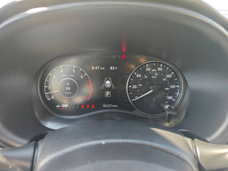 2024 Nissan Kicks SR