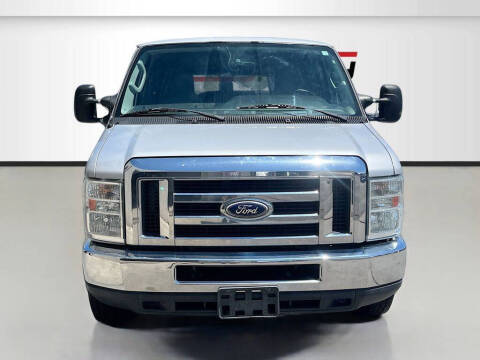 2014 Ford E-Series E-350 SD XLT