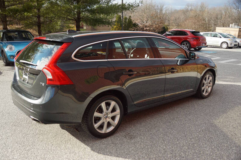 2016 Volvo V60 T5 Drive-E Premier