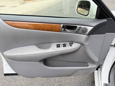 2005 Lexus ES 330