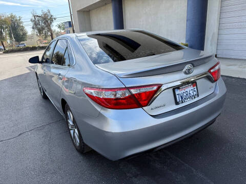 2017 Toyota Camry SE