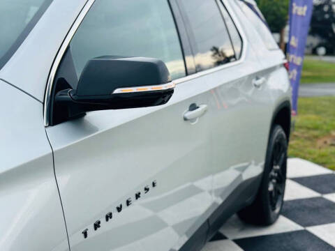 2020 Chevrolet Traverse LT Cloth