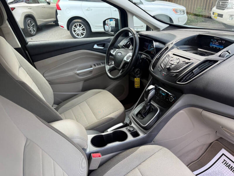 2013 Ford C-MAX Hybrid SE