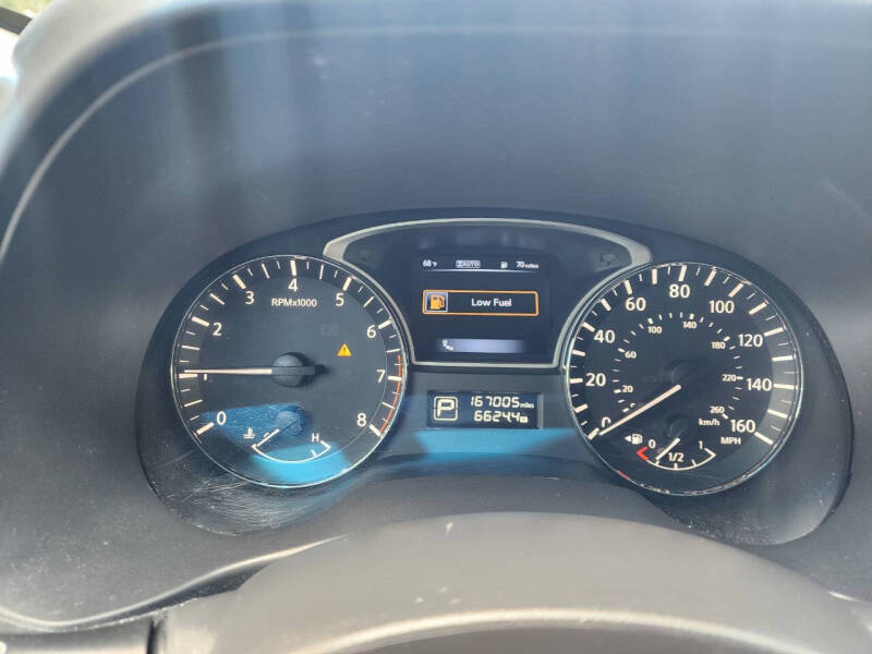 2015 Nissan Pathfinder Platinum