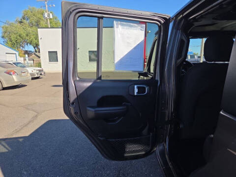 2021 Jeep Gladiator Sport