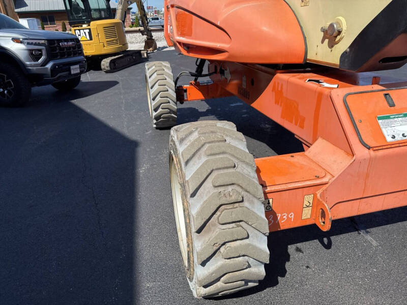 2014 JLG M600JP