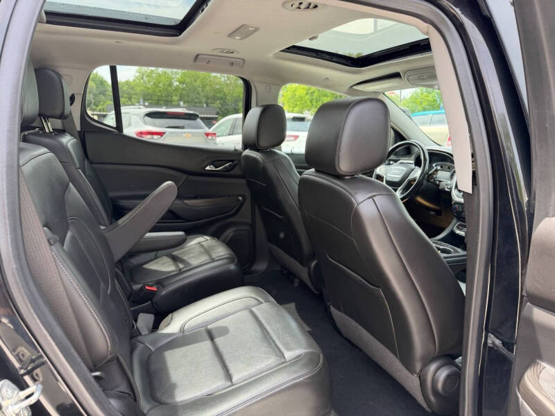 2021 GMC Acadia SLT