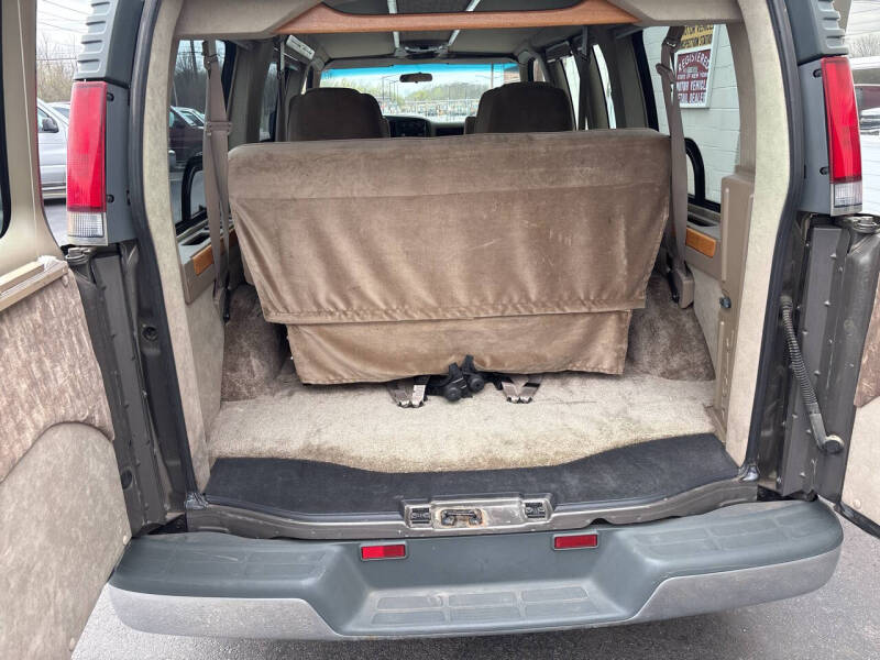 2001 Chevrolet Express