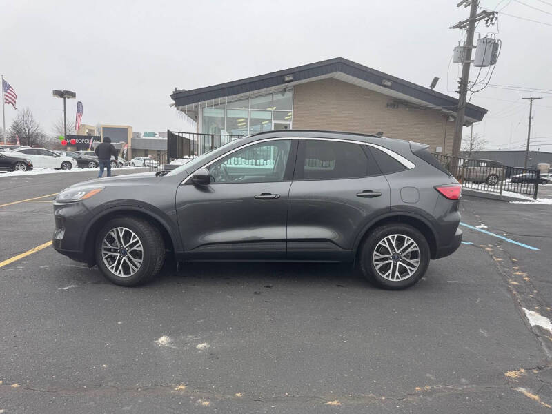 2020 Ford Escape SEL