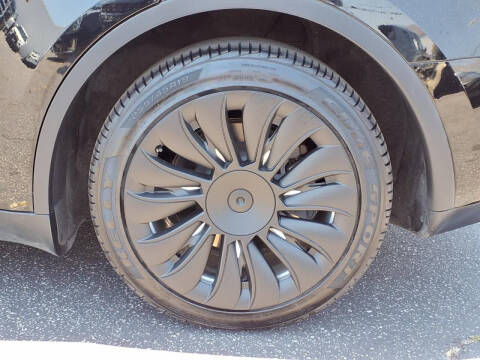 2024 Tesla Model Y Long Range
