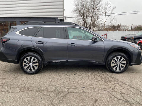 2025 Subaru Outback Premium
