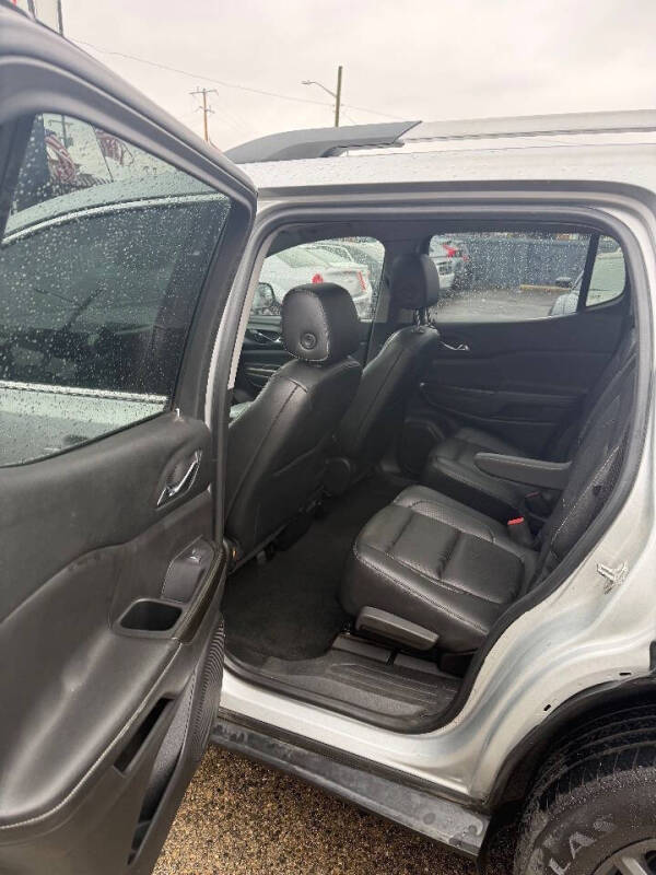 2017 GMC Acadia SLT-1