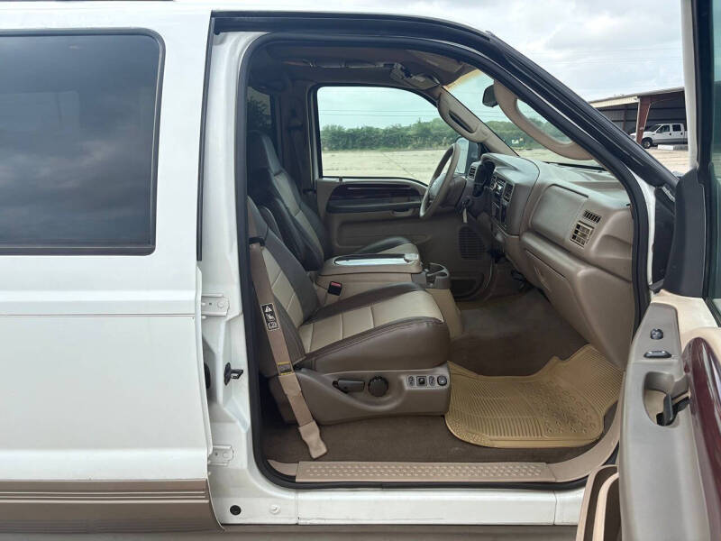 2004 Ford Excursion Eddie Bauer