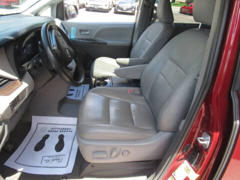 2017 Toyota Sienna
