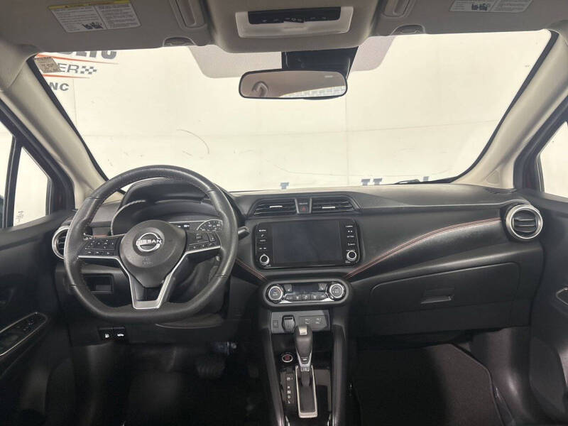 2025 Nissan Versa SR