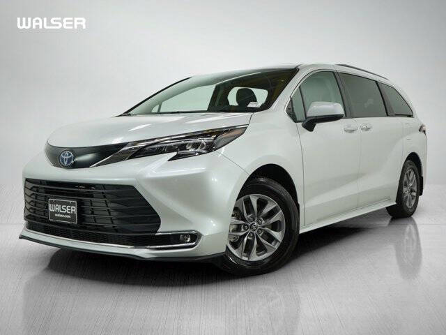 2024 Toyota Sienna XLE 7-Passenger