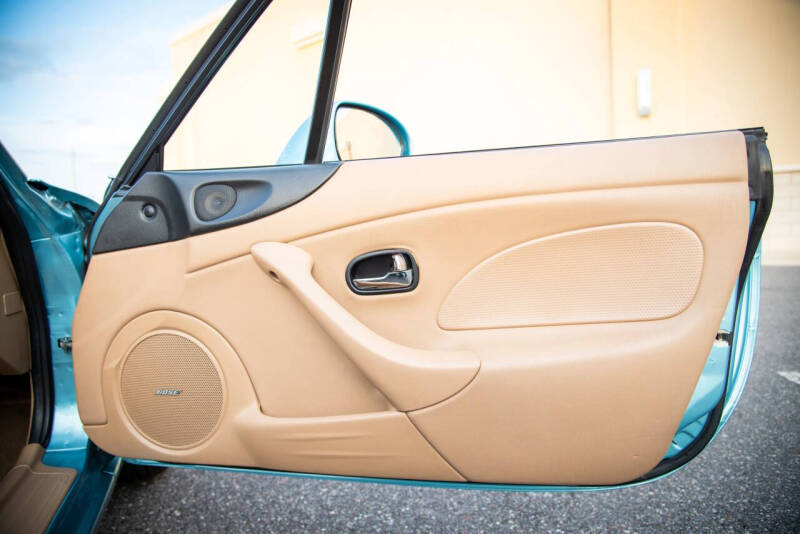 2002 Mazda MX-5 Miata