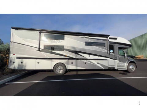 2025 Freightliner S2RV Chassis