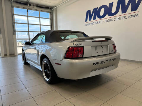 2001 Ford Mustang