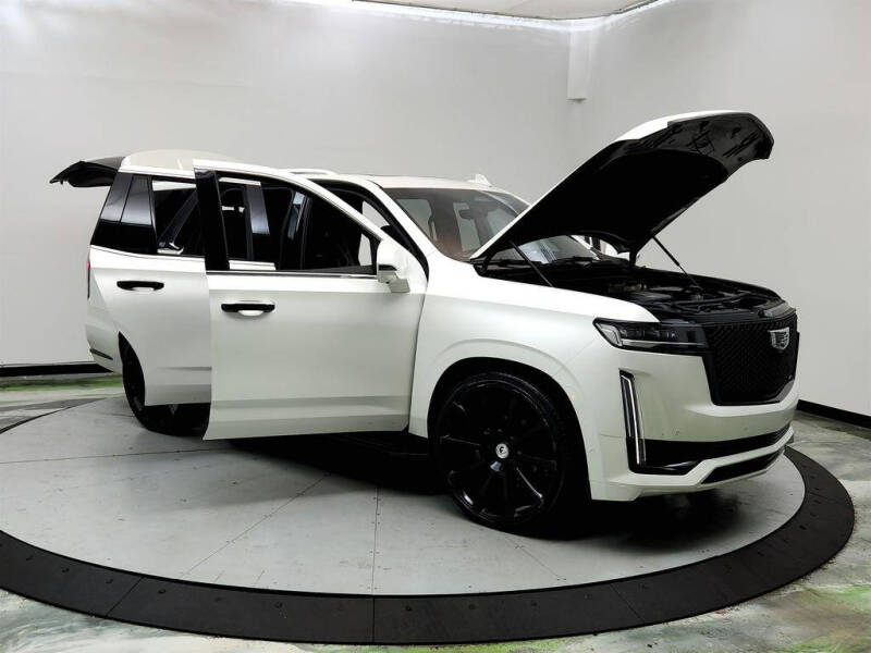 2022 Cadillac Escalade Premium Luxury