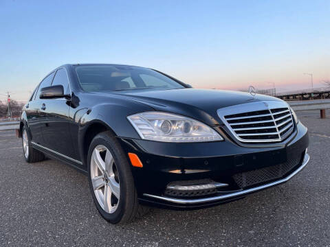 2013 Mercedes-Benz S-Class S 550 4MATIC