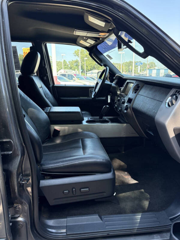 2017 Ford Expedition XLT