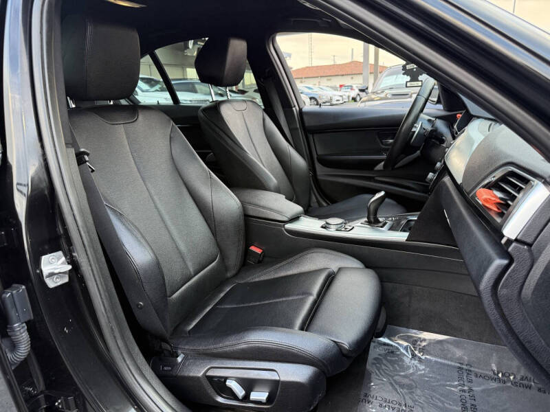 2016 BMW 3 Series 328i