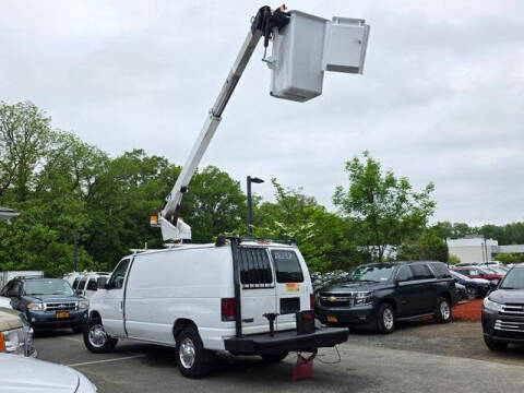 2005 Ford E-Series E-350 SD