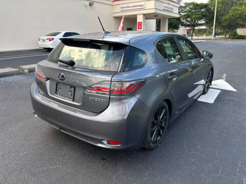 2013 Lexus CT 200h