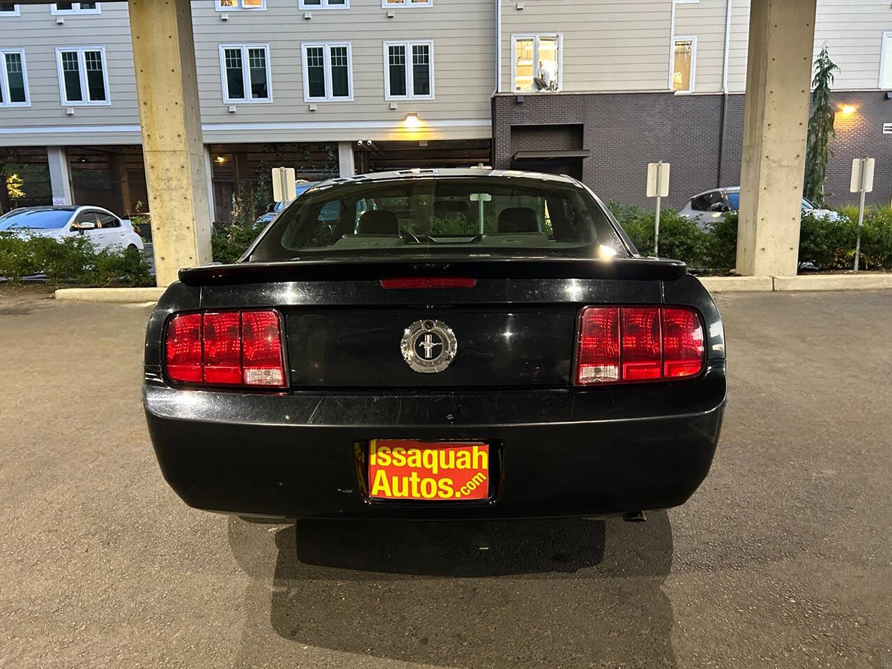 2007 Ford Mustang for sale at Issaquah Autos in Issaquah, WA