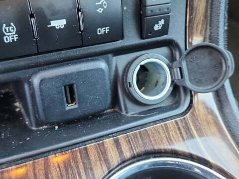 2016 GMC Acadia Denali