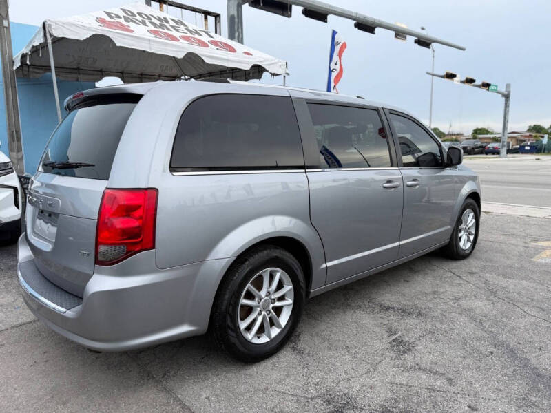 2020 Dodge Grand Caravan SXT