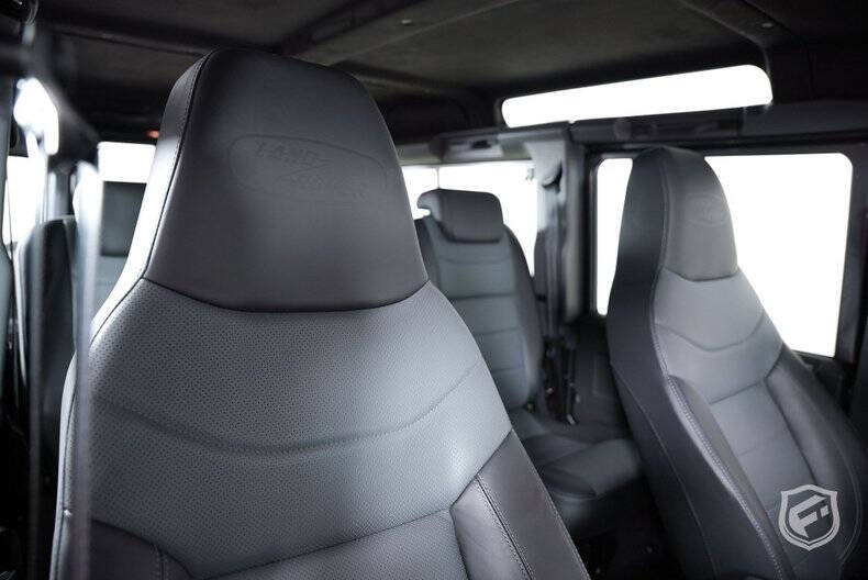 1991 Land Rover Defender