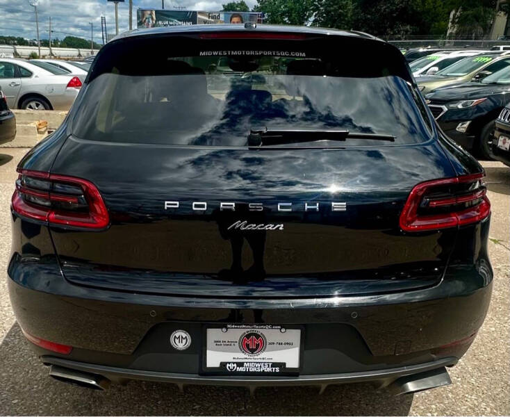 2017 Porsche Macan