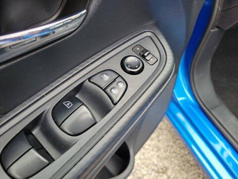 2023 Nissan Versa SV