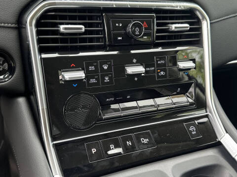 2025 Nissan Armada SV