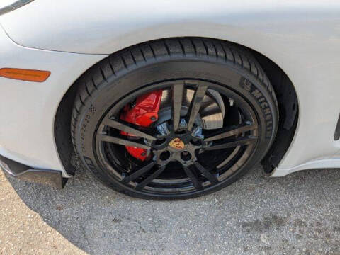 2015 Porsche Panamera 4